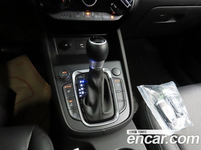 Hyundai Kona Gasoline 1.6 Turbo 2WD Modern 2022 — фото 9