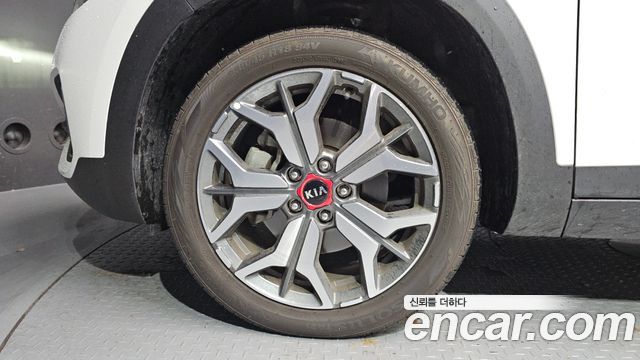 Kia Seltos Gasoline 1.6 Turbo 2WD Noblesse 2020 — фото 5