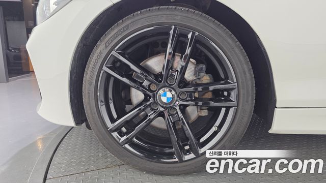 BMW 1 Series (F20) 118d M Sport Shadow 5 Door 2018 — фото 5