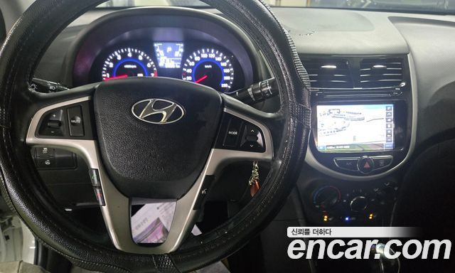 Hyundai Accent (New) 1.4 VVT Modern 2015 — фото 19