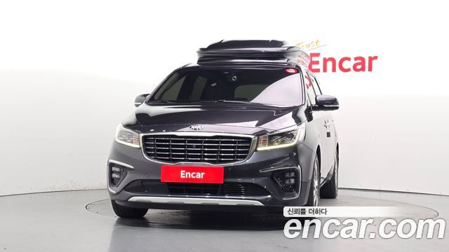 Kia Carnival 9-Seater Noblesse 2019 — фото 3
