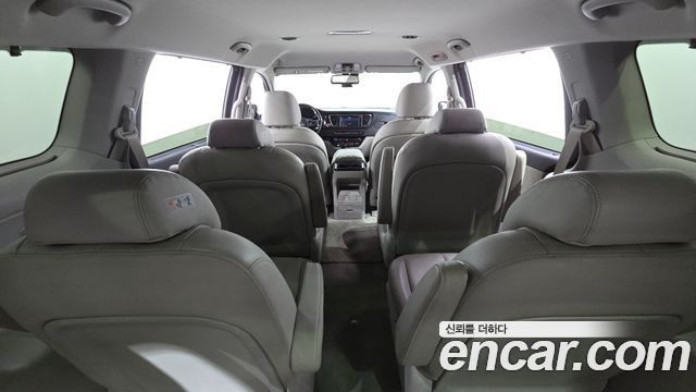 Kia Carnival 9-Seater Noblesse 2019 — фото 19