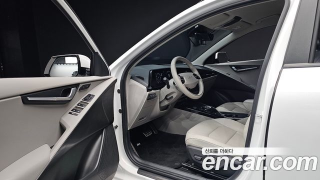 Kia Niro EV Earth 2024 — фото 10