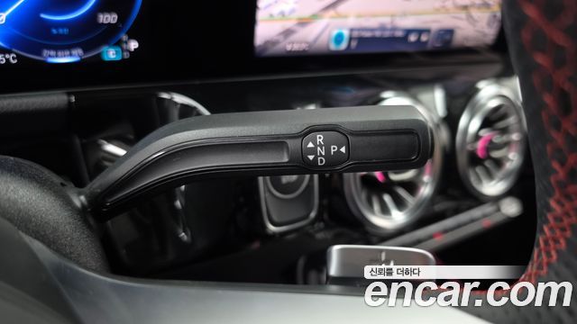 Mercedes-Benz EQA (H243) EQA250 AMG Line 2026 — фото 9