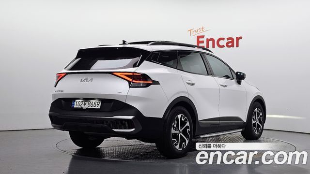 Kia Sportage Hybrid (V) Signature Gravity 2WD 2023 — фото 2