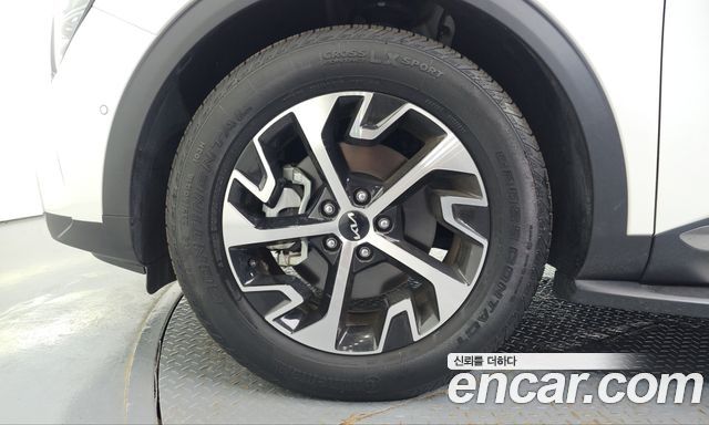 Kia Sportage Hybrid (V) Signature Gravity 2WD 2023 — фото 5
