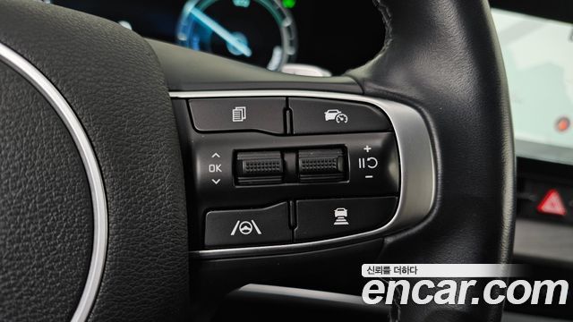 Kia Sportage Hybrid (V) Signature Gravity 2WD 2023 — фото 18