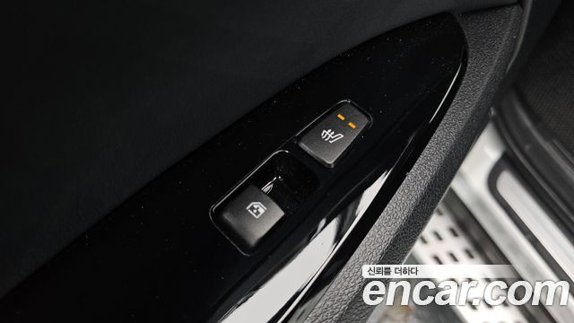Kia Sportage Hybrid (V) Signature Gravity 2WD 2023 — фото 36