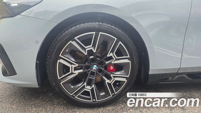 BMW 5 Series (G60) 530i xDrive M Sport Pro Special Edition 2026 — фото 5