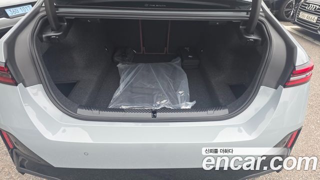 BMW 5 Series (G60) 530i xDrive M Sport Pro Special Edition 2026 — фото 16