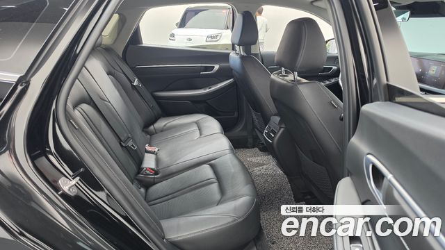 Hyundai Sonata The Edge (DN8) 1.6 Turbo Exclusive 2024 — фото 11