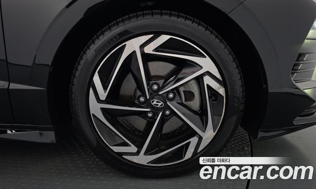 Hyundai Sonata The Edge (DN8) 1.6 Turbo Exclusive 2024 — фото 21