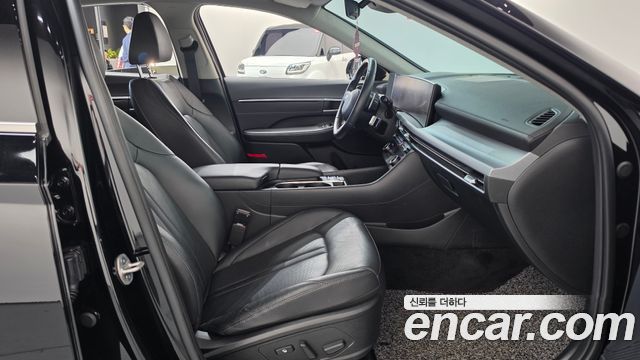 Hyundai Sonata The Edge (DN8) 1.6 Turbo Exclusive 2024 — фото 26