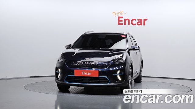 Kia Niro EV Noblesse 2019 — фото 3