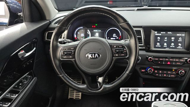 Kia Niro EV Noblesse 2019 — фото 13