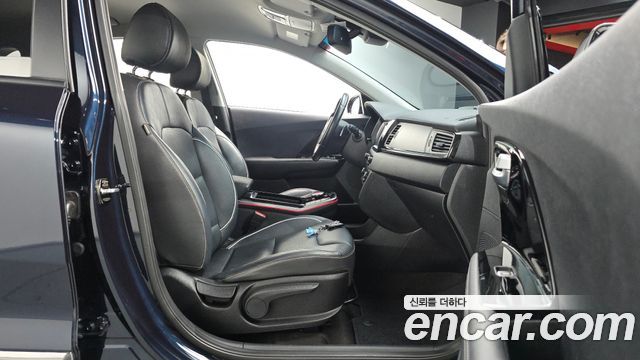 Kia Niro EV Noblesse 2019 — фото 26
