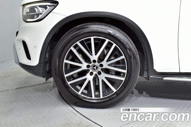 Mercedes-Benz GLC-Class (X253) GLC220 d 4MATIC 2021 — фото 17