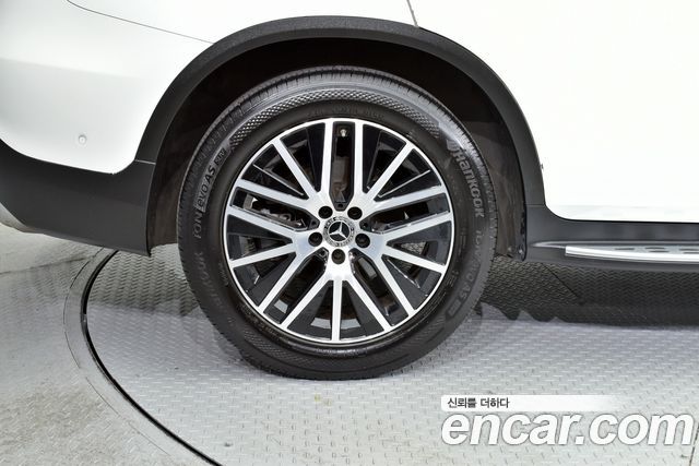 Mercedes-Benz GLC-Class (X253) GLC220 d 4MATIC 2021 — фото 20