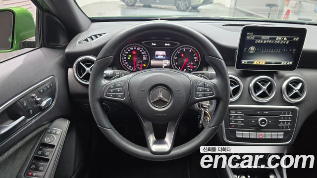 Mercedes-Benz A-Class (W176) A200 2017 — фото 13