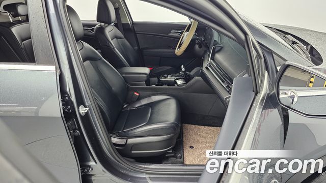 Kia Sportage (V) Gasoline 1.6 Turbo 2WD Prestige 2023 — фото 10