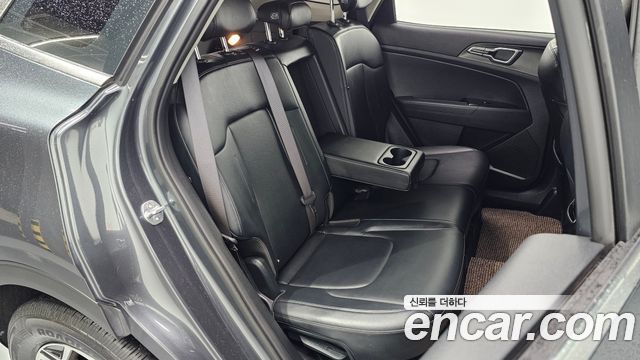 Kia Sportage (V) Gasoline 1.6 Turbo 2WD Prestige 2023 — фото 11