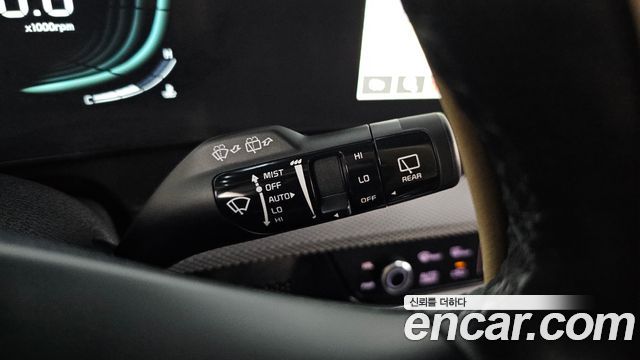 Kia Sportage (V) Gasoline 1.6 Turbo 2WD Prestige 2023 — фото 17
