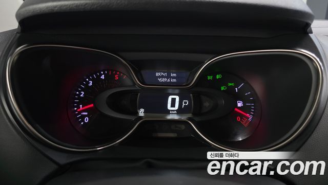 Renault Korea QM3 RE 2019 — фото 8