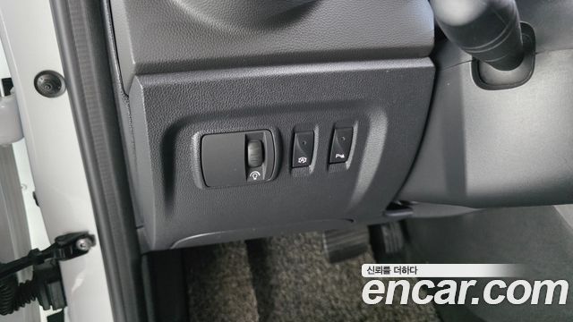 Renault Korea QM3 RE 2019 — фото 17