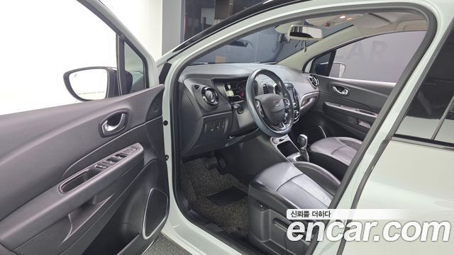 Renault Korea QM3 RE 2019 — фото 22