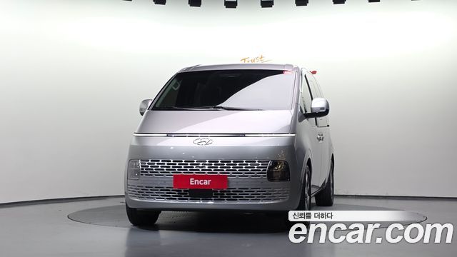 Hyundai Staria Tourer 11-Seater Modern 2023 — фото 3