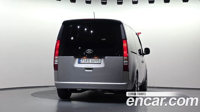 Hyundai Staria Tourer 11-Seater Modern 2023 — фото 4