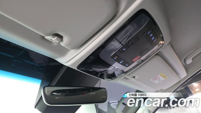 Hyundai Staria Tourer 11-Seater Modern 2023 — фото 19