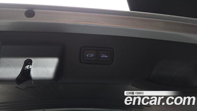 Hyundai Staria Tourer 11-Seater Modern 2023 — фото 33