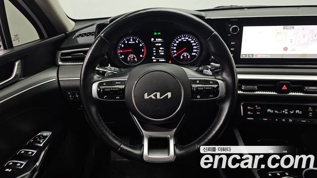Kia K5 (III) 2.0 Prestige 2023 — фото 13