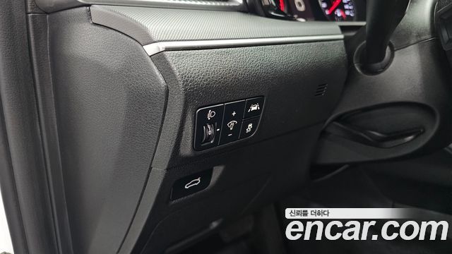 Kia K5 (III) 2.0 Prestige 2023 — фото 18