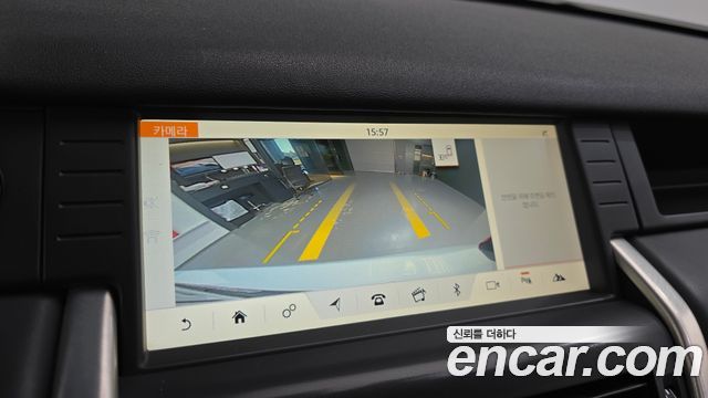 Land Rover Discovery Sport 2.0 TD4 HSE Luxury 2017 — фото 17