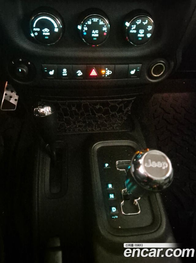 Jeep Wrangler (JK) 2.8 Diesel Sahara 4Door 2014 — фото 9
