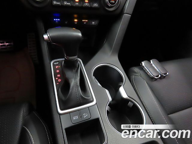 Kia Sportage The Bold Diesel 2.0 2WD Prestige 2020 — фото 15