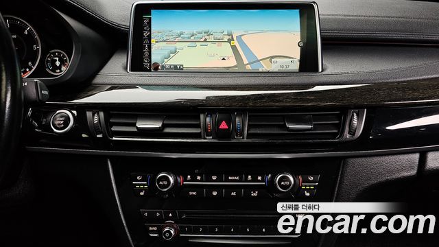 BMW X6 (F16) xDrive 30d 2016 — фото 14