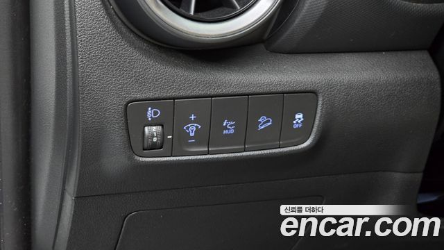 Hyundai Kona Gasoline 2.0 4WD Inspiration 2023 — фото 14