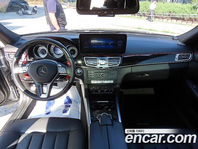Mercedes-Benz E-Class (W212) E220 Bluetec Avantgarde Sport 2016 — фото 7