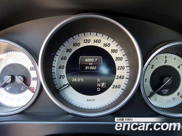 Mercedes-Benz E-Class (W212) E220 Bluetec Avantgarde Sport 2016 — фото 9
