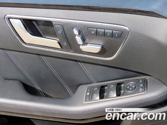 Mercedes-Benz E-Class (W212) E220 Bluetec Avantgarde Sport 2016 — фото 15