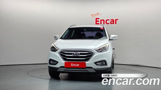 Hyundai Tucson ix Diesel(e-VGT) 2WD Premium 2014 — фото 3