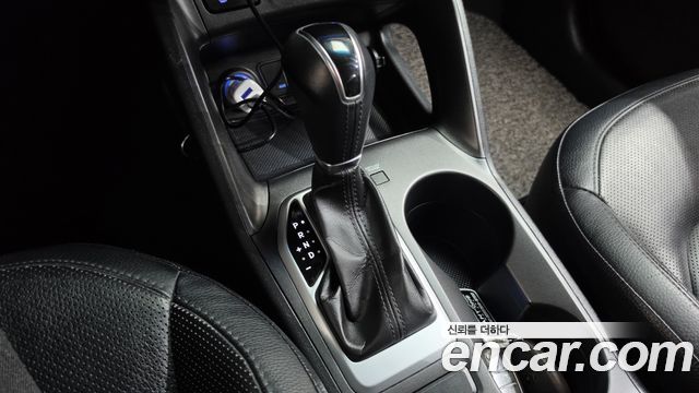Hyundai Tucson ix Diesel(e-VGT) 2WD Premium 2014 — фото 9