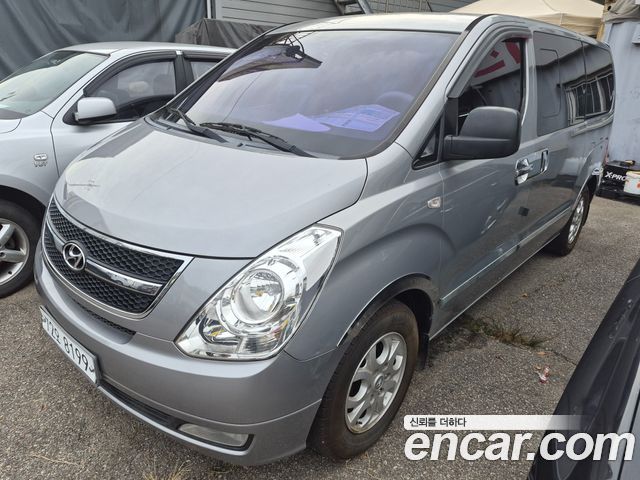 Hyundai Grand Starex 12-Seater Wagon CVX Luxury 2015 — фото 4