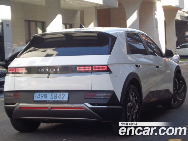 Hyundai Ioniq 5 Long range Commercial Long Range Package 2023 — фото 3