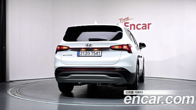 Hyundai Santa Fe Diesel 2.2 2WD Exclusive 2023 — фото 4
