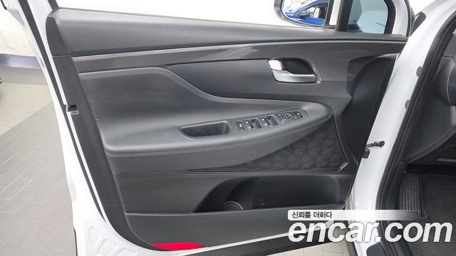 Hyundai Santa Fe Diesel 2.2 2WD Exclusive 2023 — фото 24