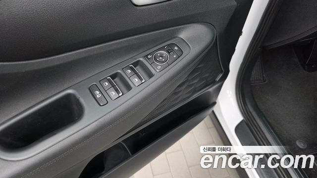 Hyundai Santa Fe Diesel 2.2 2WD Exclusive 2023 — фото 29